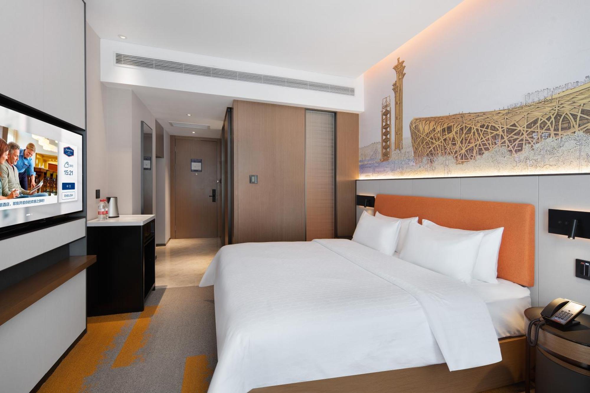 Hotel Hampton By Hilton South Railway Station